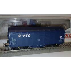 PIKO 4-axle covered wagon...