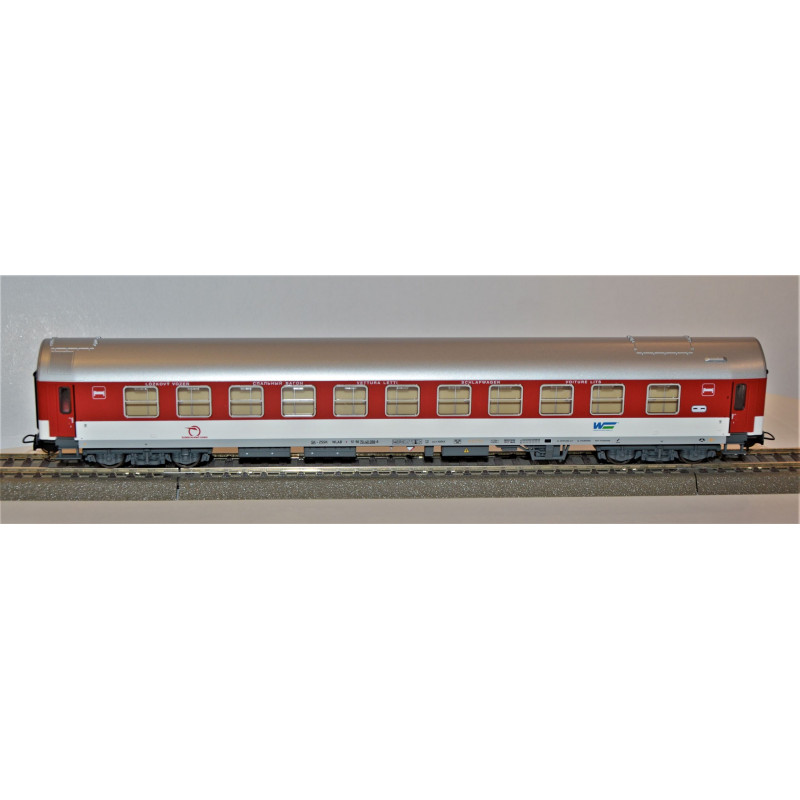 TILLIG  4-axle ZSSK 1st and 2nd class sleeping car, type "Y", 6th series  H0