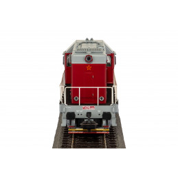 PIKO T435.0105 ČSD red diesel locomotive with Pennsylvania-type bogies, 4th edition, analog H0