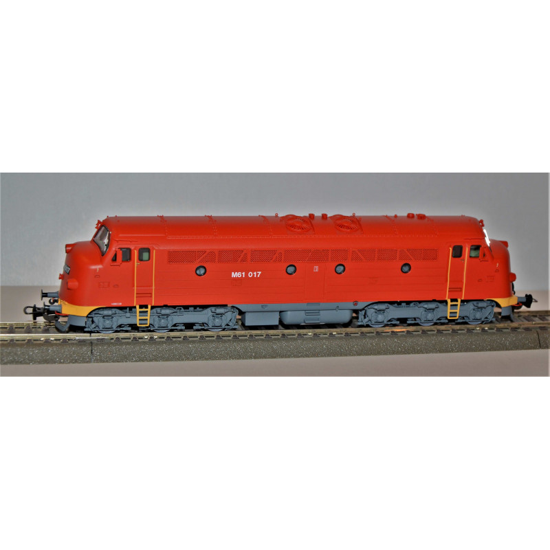 PIKO M61 MÁV "NOHAB" diesel locomotive, 4th series, analog,  interface: NEM 658 PluX22   H0