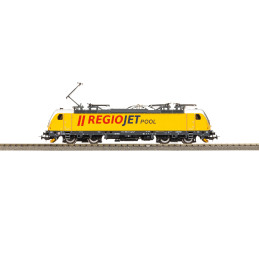 PIKO electric locomotive 388 TRAXX Regiojet, 6th edition, analog H0