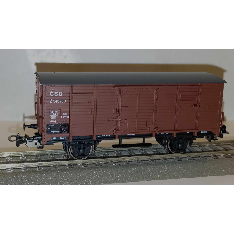 PIKO  2-axle closed wagon from ČSD brown, 3rd edition, H0