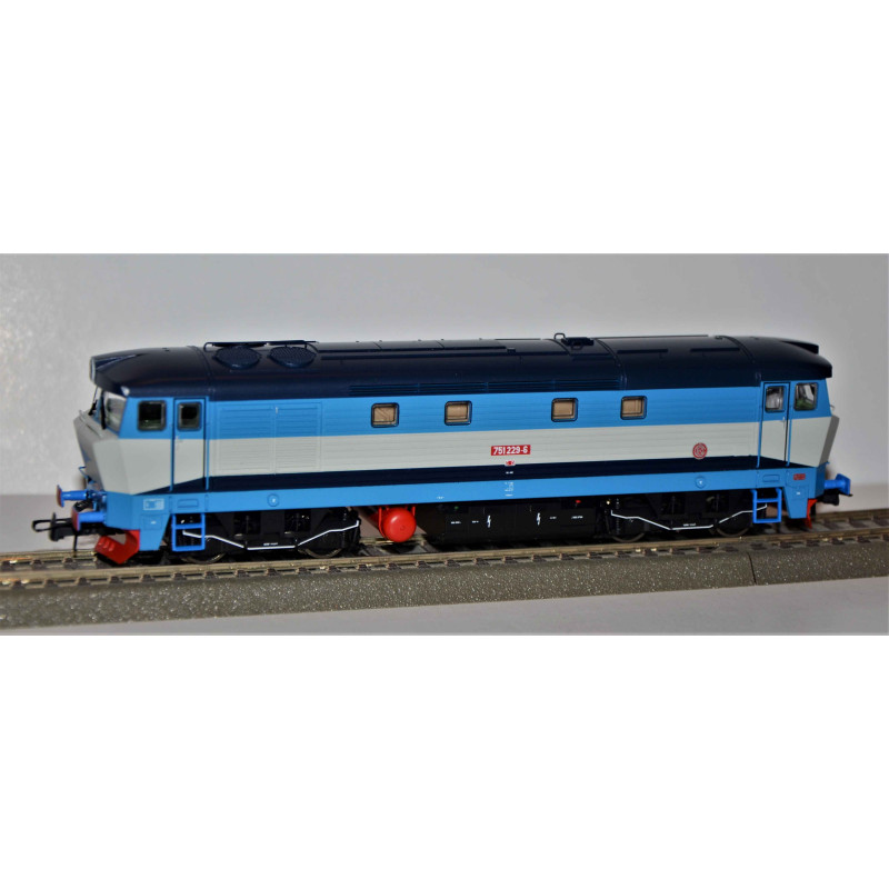 ROCO mot. lokomotiva 751.229 ČD "Zamračená, Bardotka", 3. výrobní série, 5.ep., analog   H0