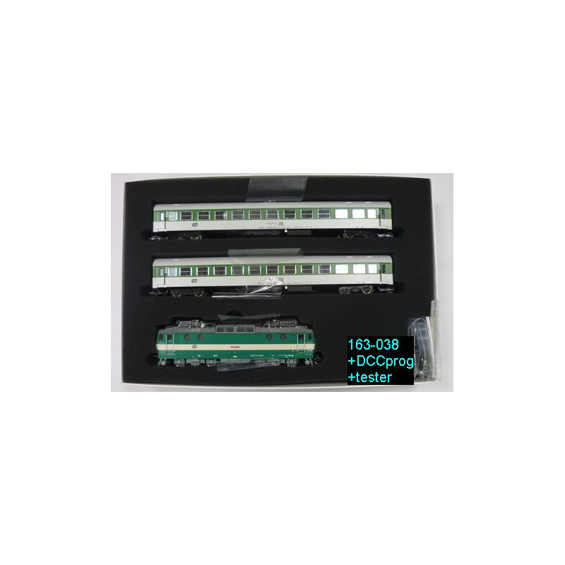 MTB Set elektrická lokomotiva 163.035 ČD "Pershing" + 2x osobní vůz Bt ČD, analog TT