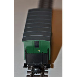 PRAGOMODEL  2-axle 3rd class passenger car Ci/ú ČSD, ep.II - III, 2x round ventilators  H0/e