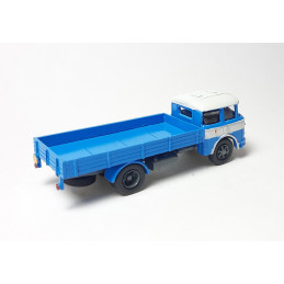 AP MODELS  Škoda 706 flatbed truck, light blue, white stripe, white roof       TT