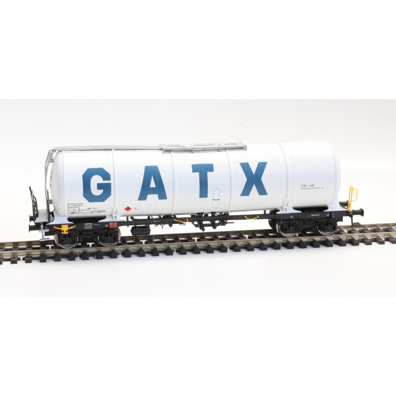 IGRA MODEL  4-axle Zacns 88 GATX boiler car, white, 2, 6th edition  H0