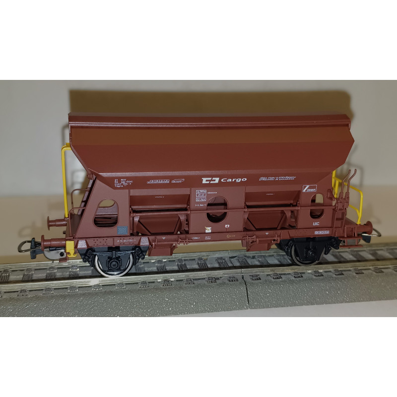 PIKO 2nd generation Tdgns ČD Cargo "Zrniny" grain wagon H0