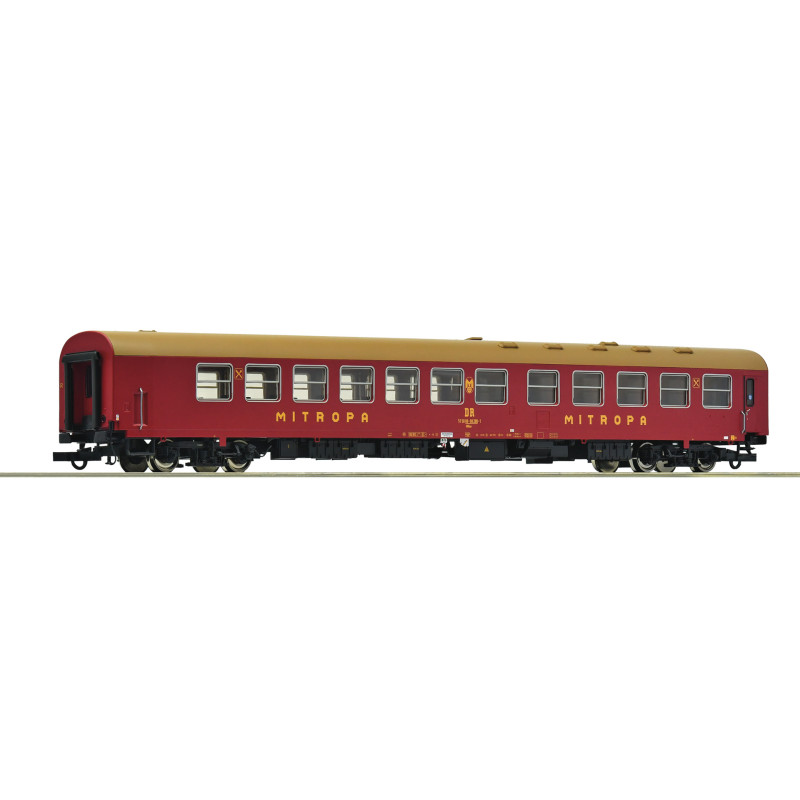 ROCO  4-axle WRme DR dining car, 4th class  H0