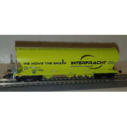 ARNOLD set of 2 four-axle grain transport wagons "CZ-interfracht", green, 6th edition. TT