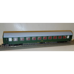 ROCO 4-axle passenger car type Y/B-70 Ba 2nd class ČSD (car no. 2), 4th edition H0