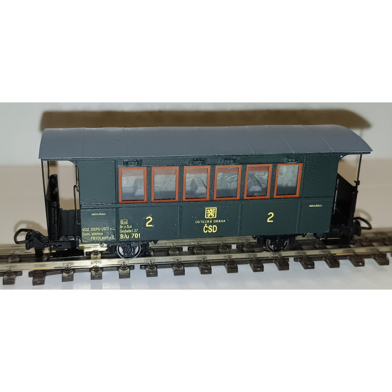 copy of PRAGOMODEL  2-axle 3rd class passenger car Ci/ú ČSD, ep.II - III, 2x round ventilators  H0/e