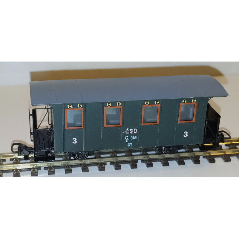 copy of PRAGOMODEL  2-axle 3rd class passenger car Ci/ú ČSD, ep.II - III, 2x round ventilators  H0/e