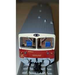copy of ROCO 7780001 M152.0059 motor car + Blm ČSD analog trailer car   TT