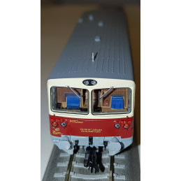 copy of ROCO 7780001 M152.0059 motor car + Blm ČSD analog trailer car   TT