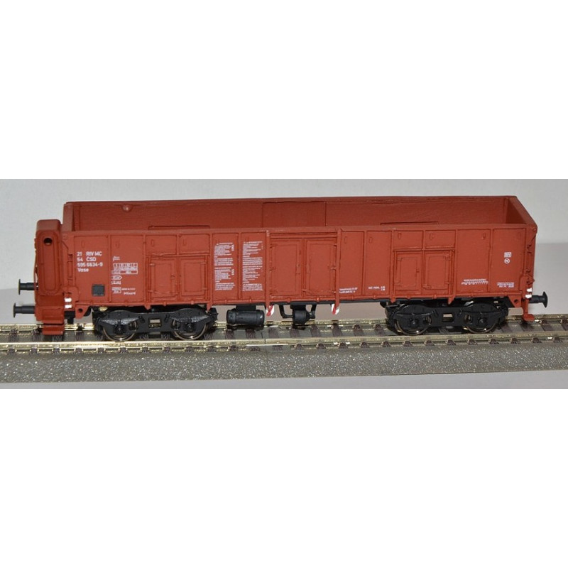 PRAGOMODEL Otevřený 4nápr. nákladní vůz řady Vase ČSD s brzdařskou budkou, červenohnědý, 4.ep.  H0