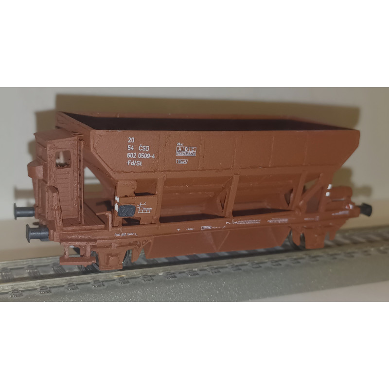 PRAGOMODEL  výsypný 2nápr. vůz ČSD Fd/St s brzdařskou budkou, hnědý, 4.ep.  H0