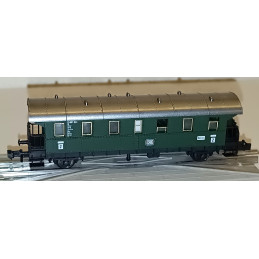 Fleischmann  8062 2nápr. osobní  vůz s otevřenými plošinami DB, 3.ep N